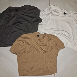 Set of Three Basic cropped T-Shirts in Gray, White, and Tan
